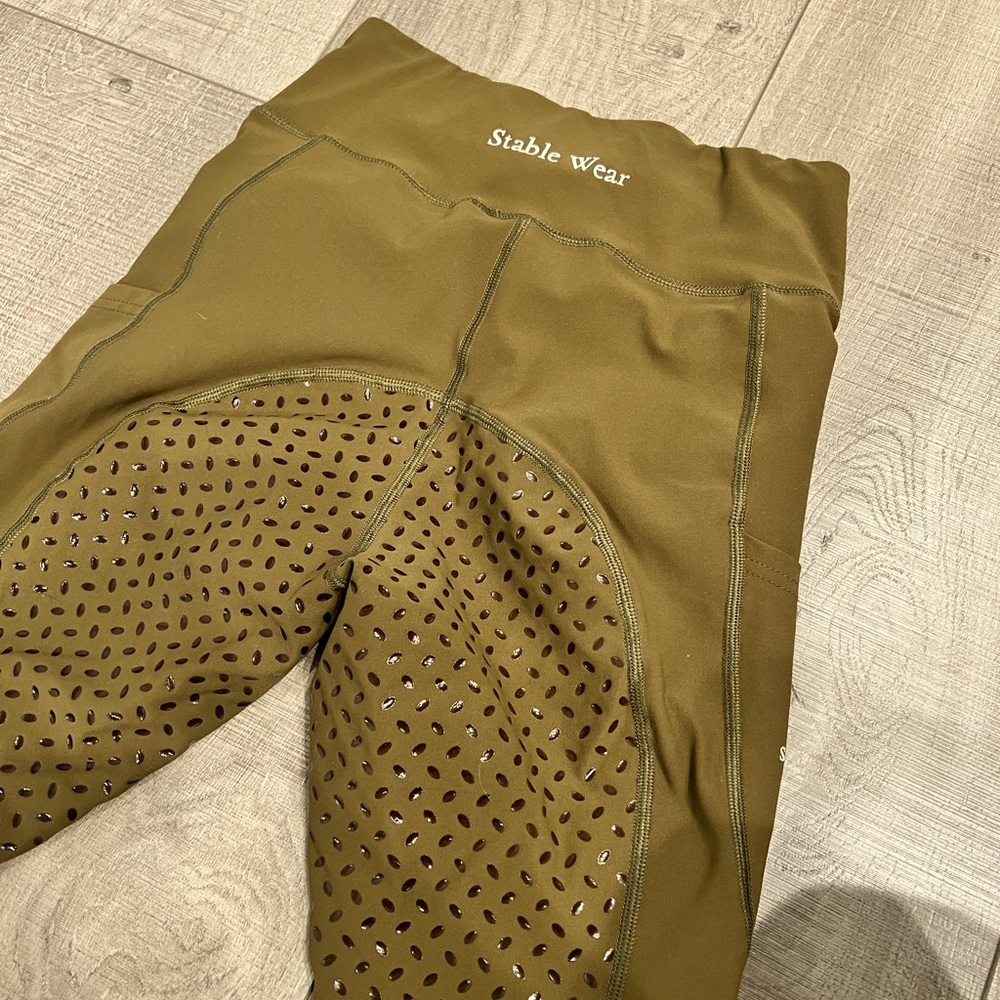 Stable Wear Women’s Riding Tights